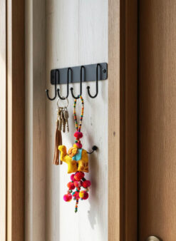 Alternative view of ELEPHANT Jaune